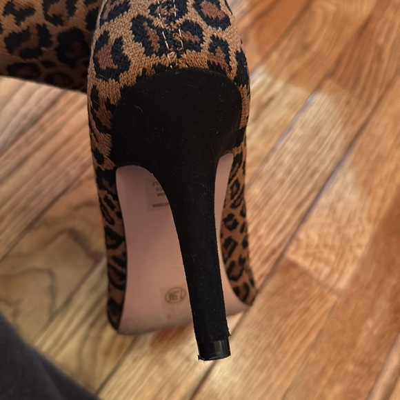 ***NEVER WORN***MIA Leopard print booties, size 7.5 M, excellent condition! - Picture 7 of 8